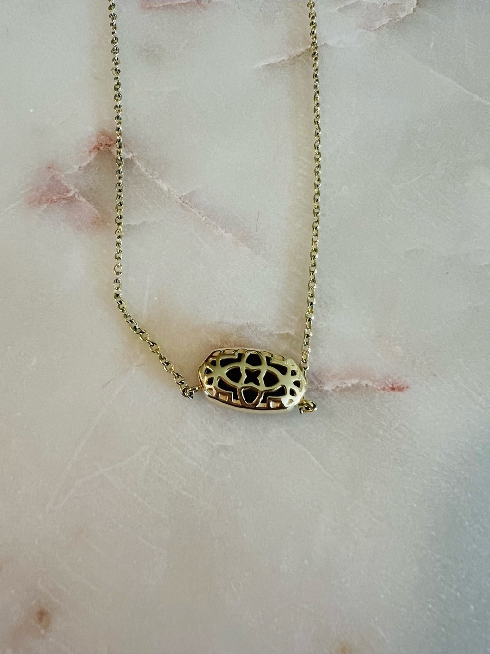 Kendra Scott Elisa Pendant Necklace & Elaina Bracelet set - Picture 8 of 9